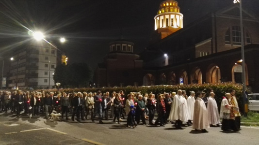 a-via-crucis-06